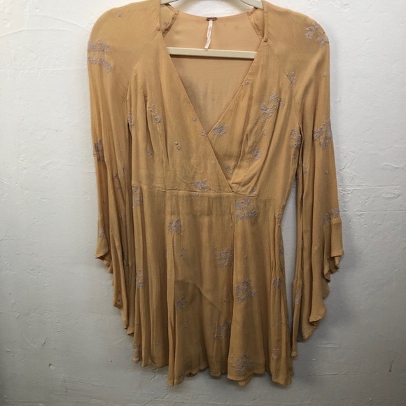 Free People bell sleeve dress size 0 - Picture 2 of 5